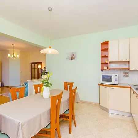 San Apartment