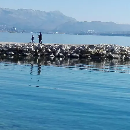 San 아파트 Kaštela